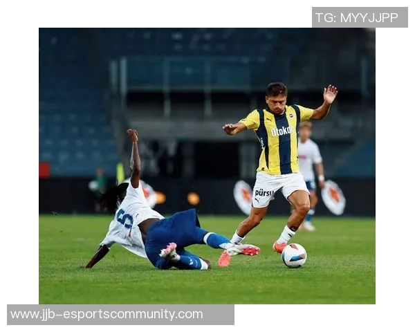 本菲卡大胜那不勒斯4-0战术解析与神扑瞬间回顾