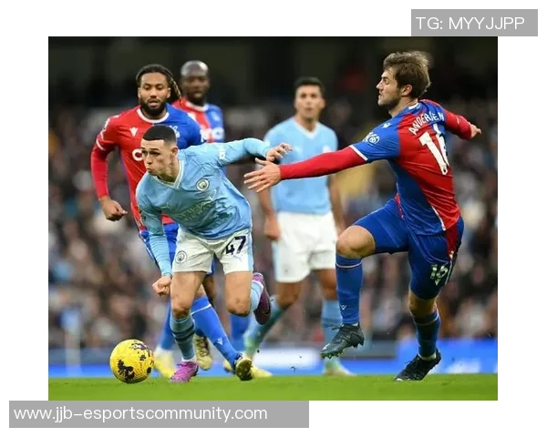 英超惊现冷门巴黎圣日耳曼与曼联战平零比零引发全场热议