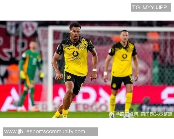 足总杯精彩对决那不勒斯与多特蒙德点球大战引发热议与转会传闻