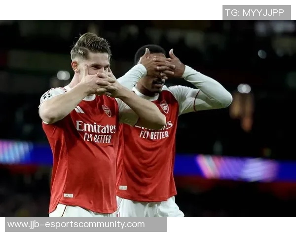 德甲激战拜仁与阿森纳握手言和乌龙球引发全场争议判罚热议